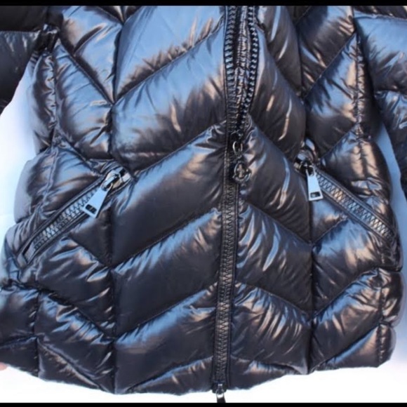 Moncler puffer - Picture 4 of 8